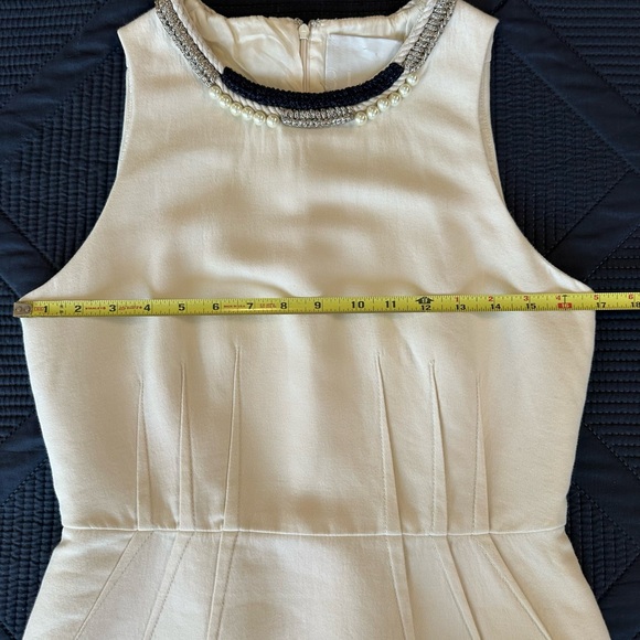 3.1 Phillip Lim 8 Sheath Dress cream/white pearls/embellished neckline - Picture 7 of 9